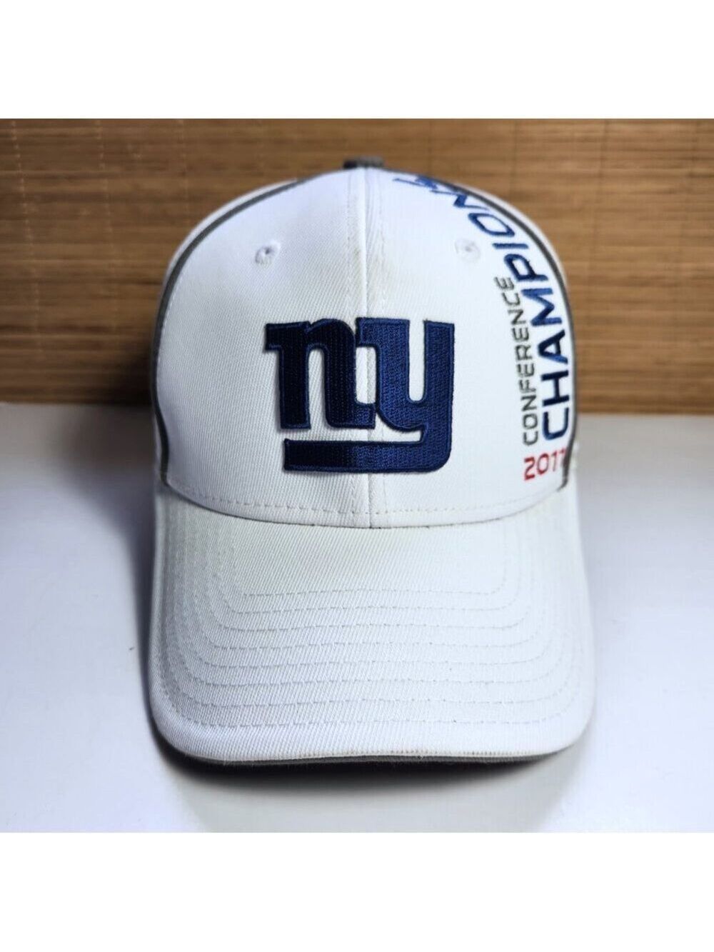 Reebok NY Giants 2011 NFC Champions Hat Super Bowl XLVI White Blue Snapback
